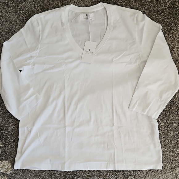 NWT THE CLASSIC T-SHIRT CO. WHITE T-SHIRT (NEW $120) sz XL - Picture 3 of 7